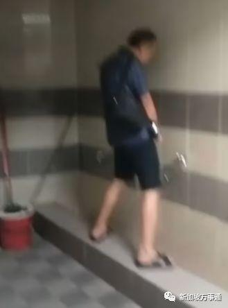 男生小便在线视频